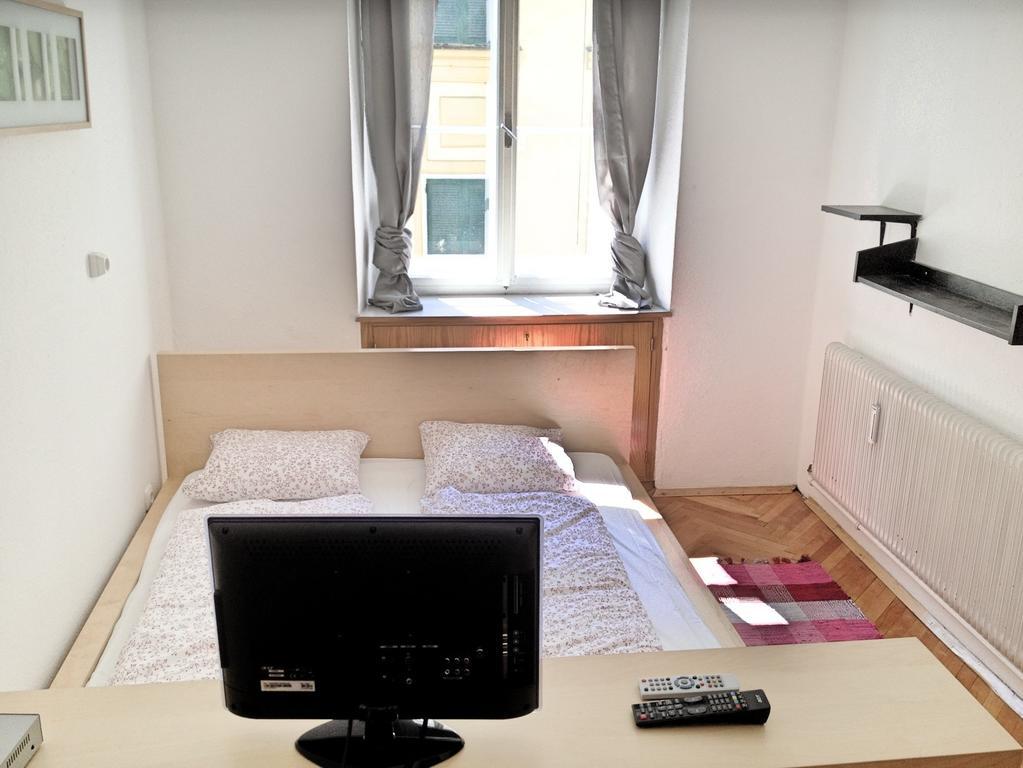 Apartment Jakominiplatz غراتس الغرفة الصورة