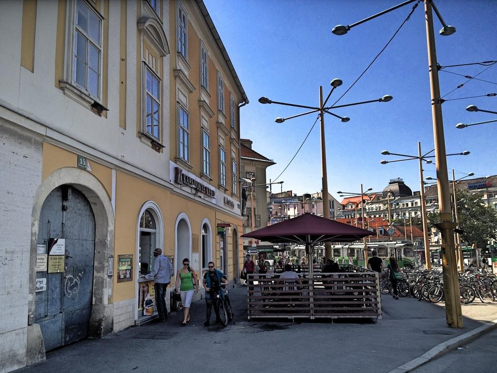 Apartment Jakominiplatz غراتس الغرفة الصورة